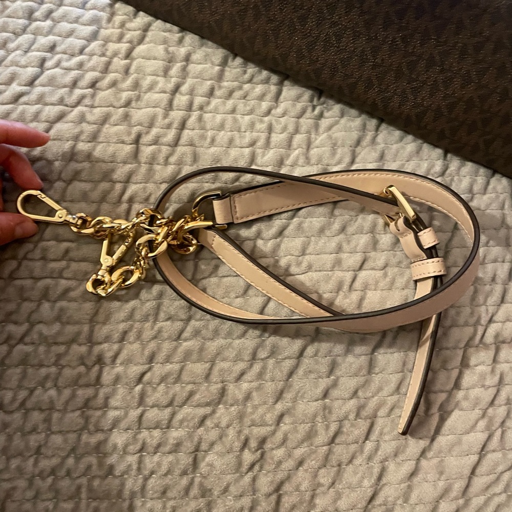 MK tote - Picture 8 of 12